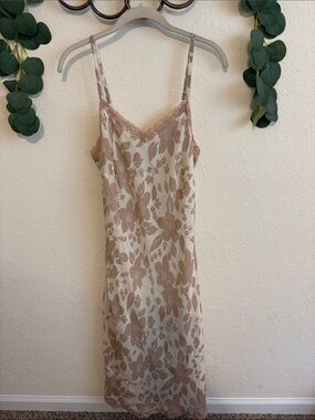Vintage Y2K Tan Floral Beaded Lace Trim Midi Dress✨